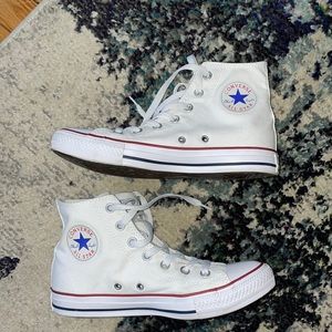 White converse all star high tops size 8 womens (5 mens) Chuck Taylor’s